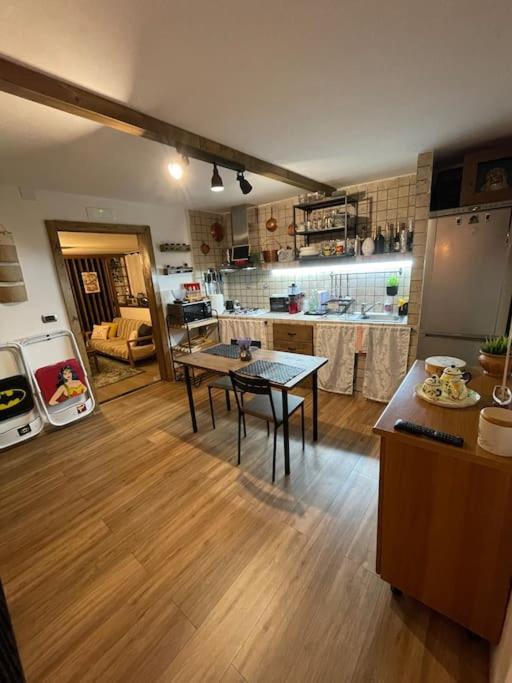 شقة Luxury Loft - Per Gli Amanti Dei Dettagli نابولي المظهر الخارجي الصورة